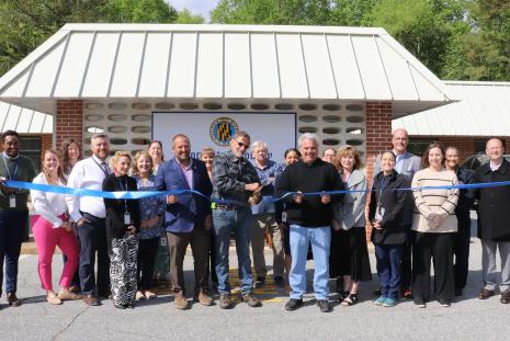 Ribbon cutting to mark the reopening of the Isle of Wight Offices.